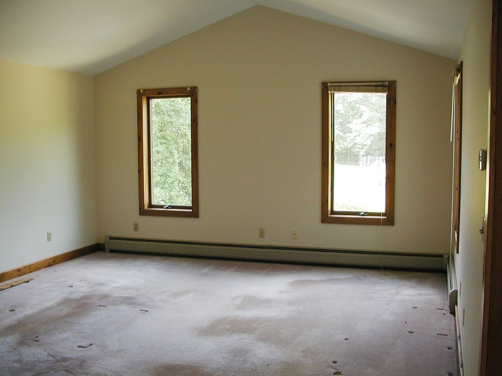 50 Lead Mine Road Southampton, MA 01073 - Photo 9 of 22 Gallery Image 9