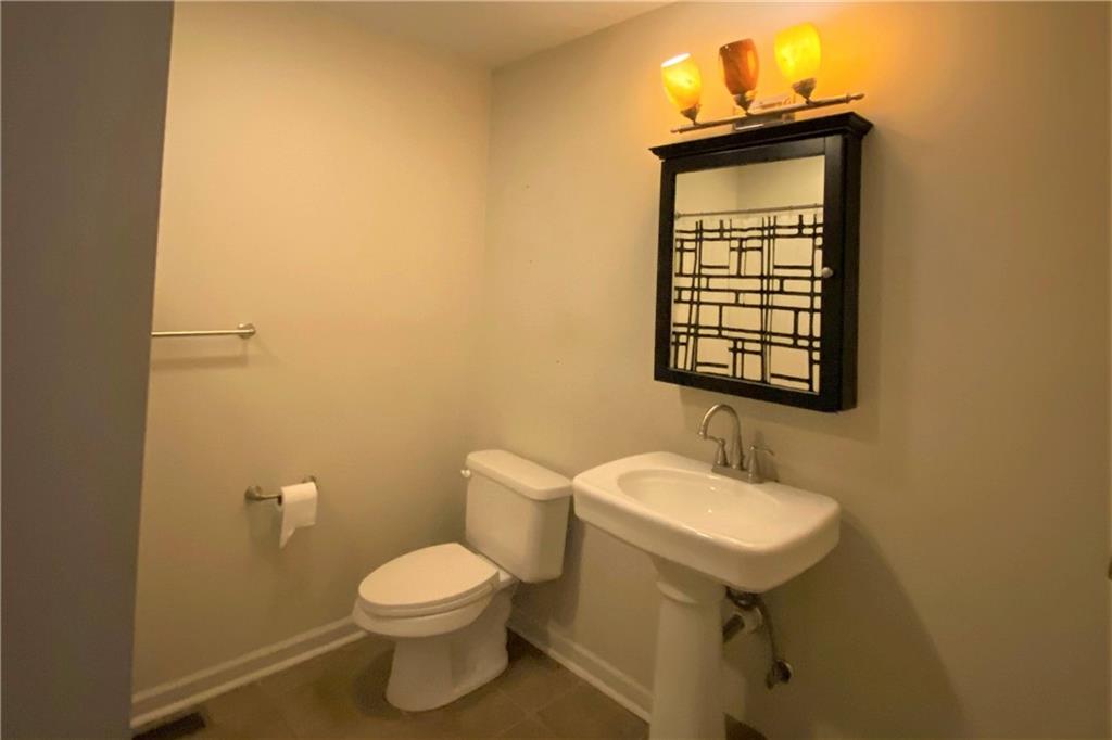 4265 Sharp Lane Columbus, IN 47201 - Photo 22 of 29 Gallery Image 22