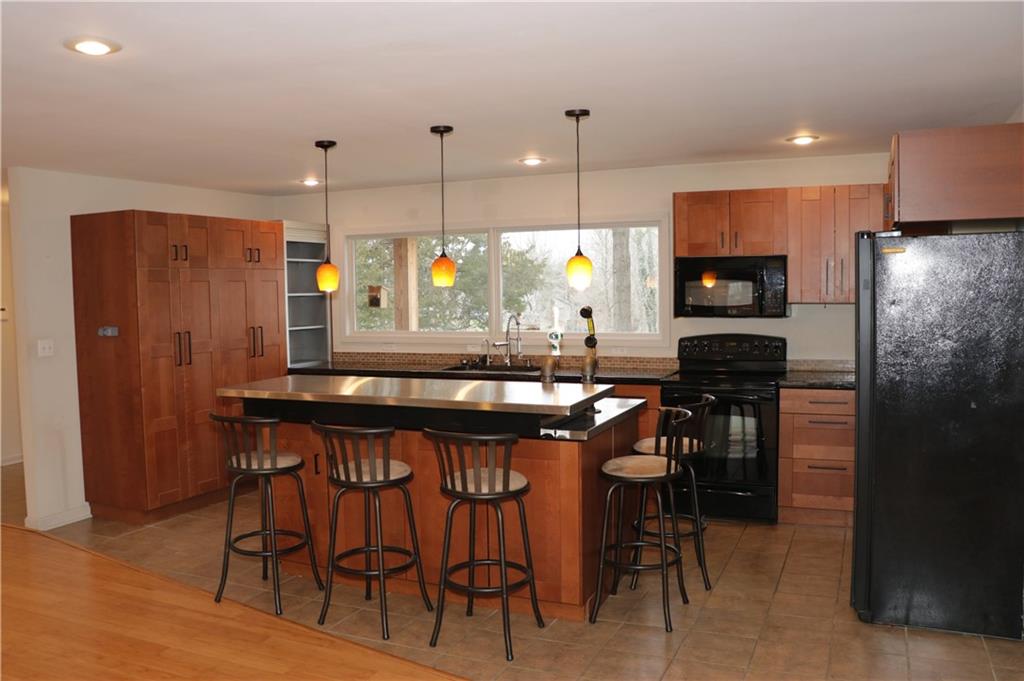 4265 Sharp Lane Columbus, IN 47201 - Photo 7 of 29 Gallery Image 7