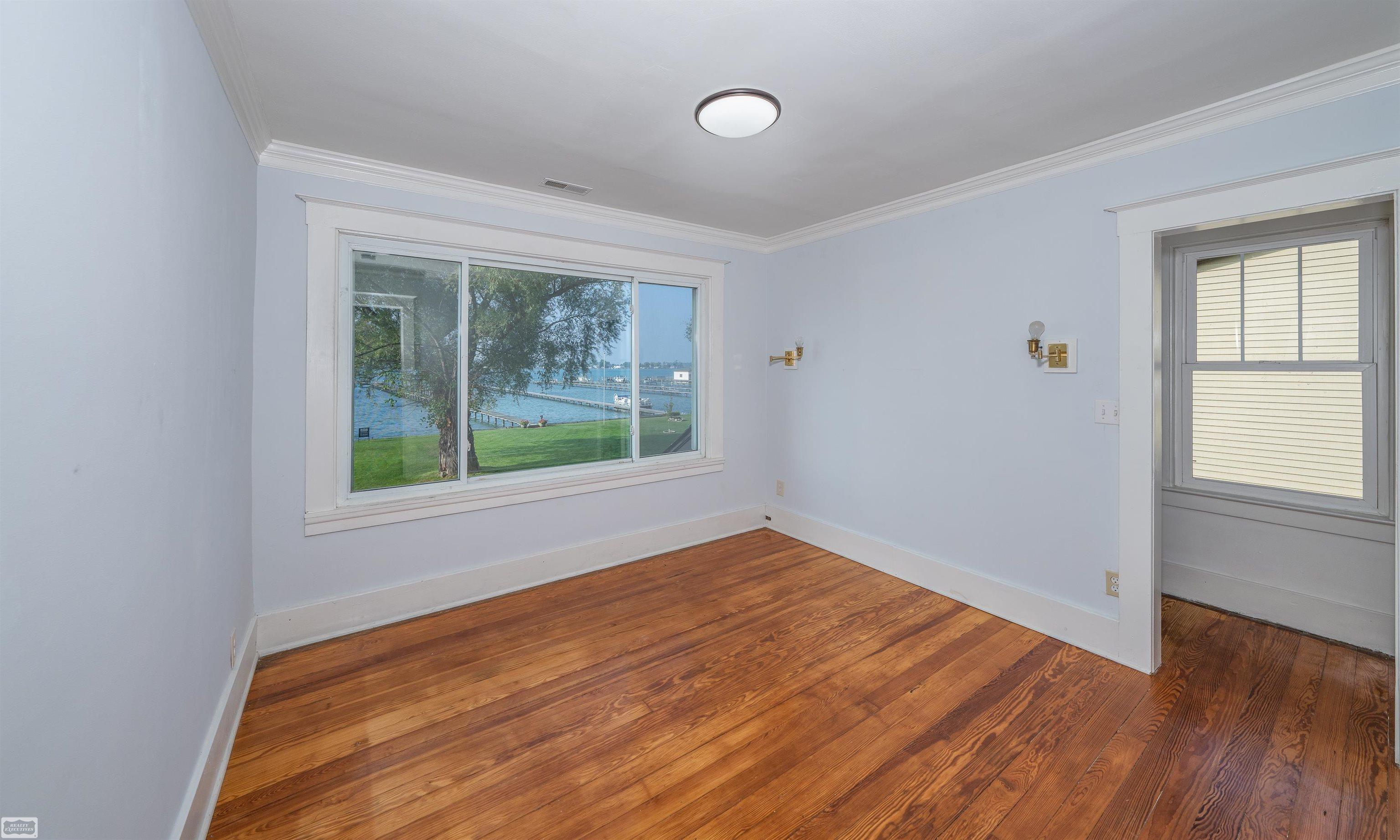 4939 Pointe Tremble Road Algonac, MI 48001 - Photo 25 of 31 50121222-24.JPG
