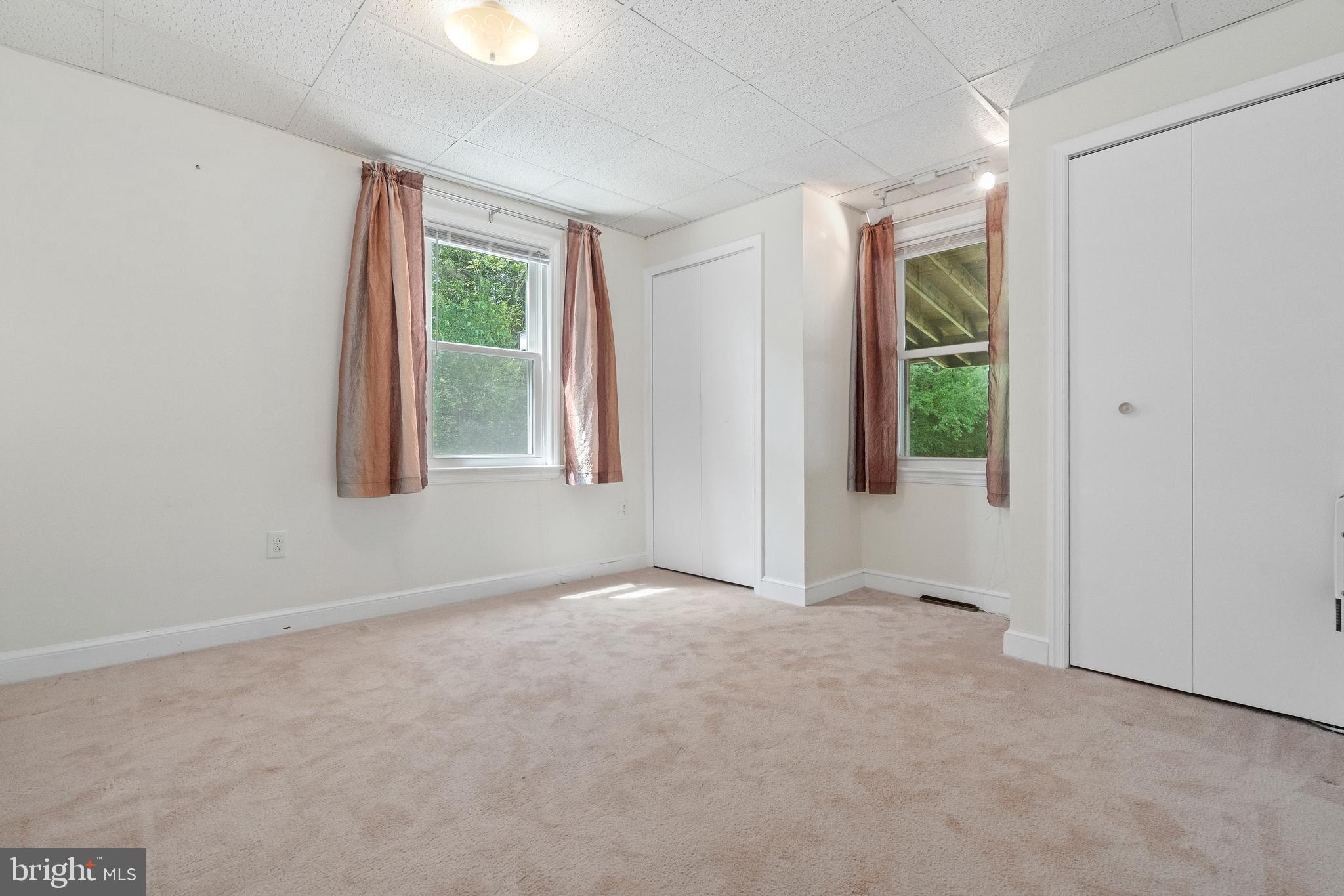 8512 Rolling Road Manassas, VA 20110 - Photo 22 of 44 Gallery Image 22