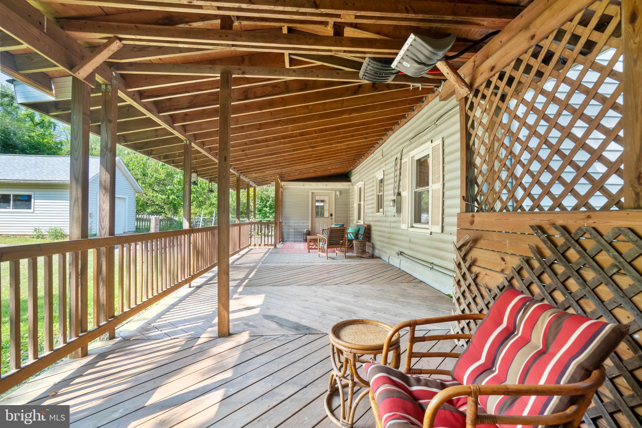 8512 Rolling Road Manassas, VA 20110 - Photo 40 of 44 Gallery Image 40