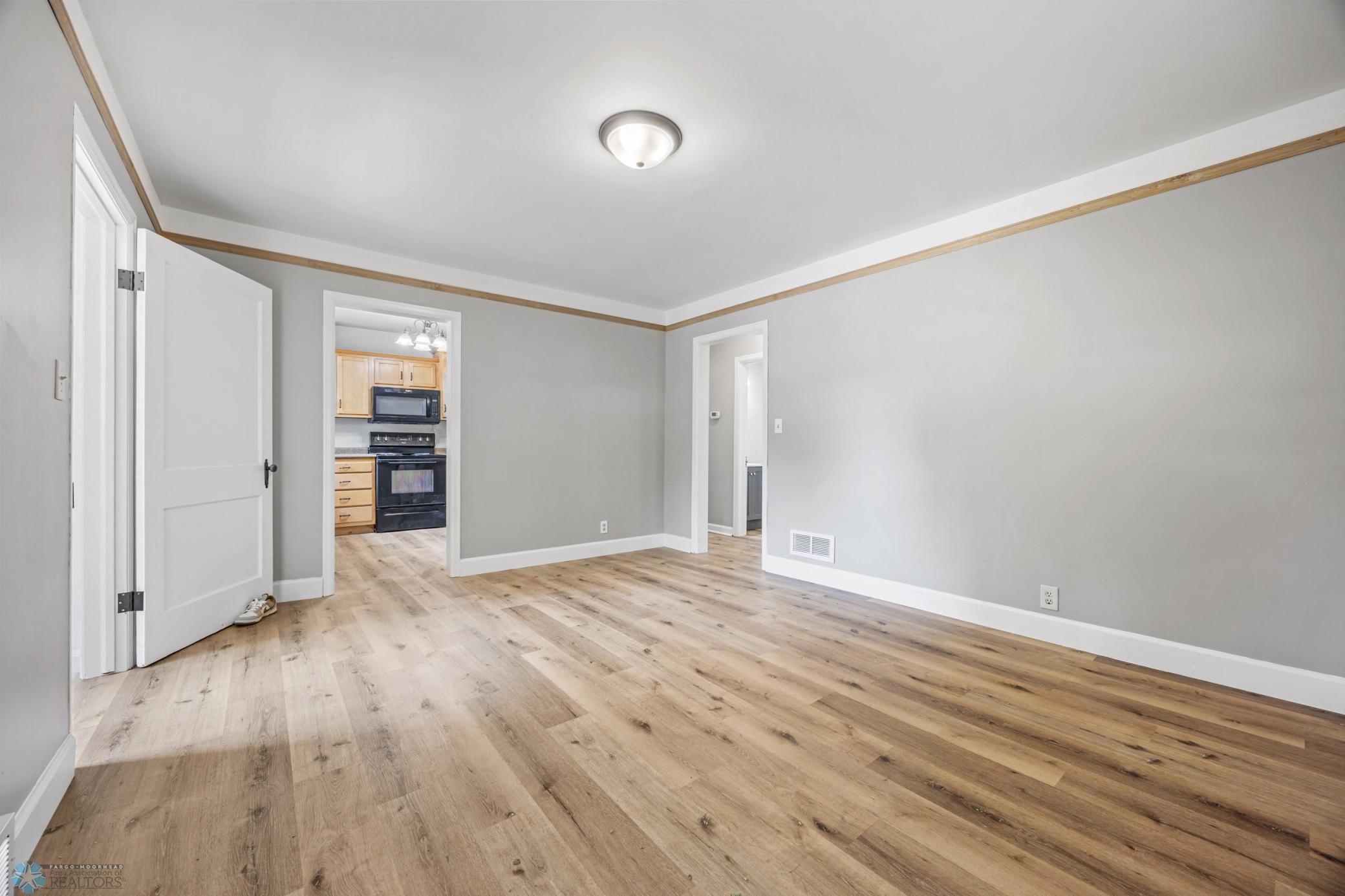 310 10th Street South Moorhead, MN 56560 - Photo 7 of 26