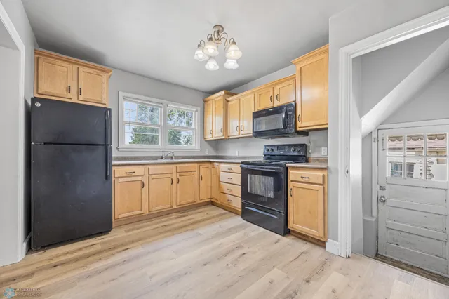 $209,900 | 310 10th Street South, Moorhead, MN 56560