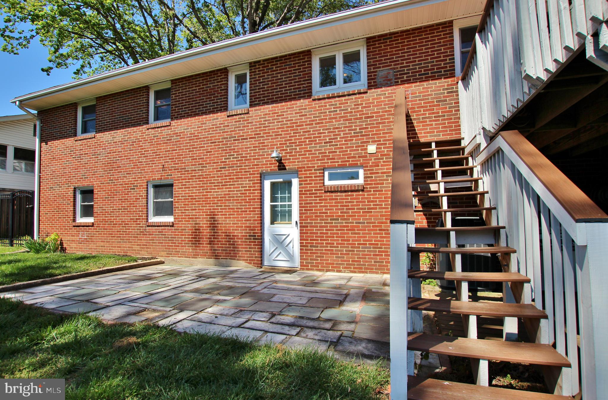 7036 Quander Road Alexandria, VA 22307 - Photo 15 of 78