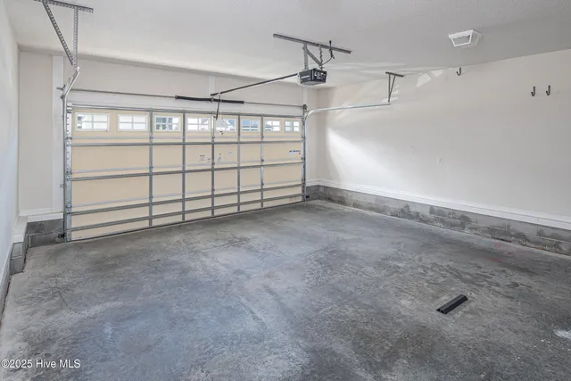 $2,300 | 808 Jade Lane, Greenville, NC 27834