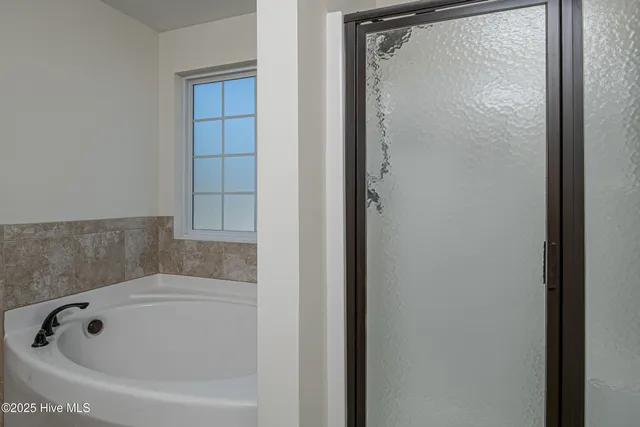 $2,300 | 808 Jade Lane, Greenville, NC 27834