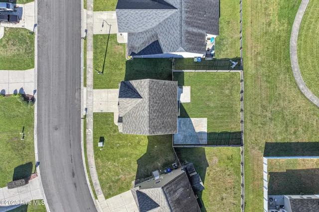 $2,300 | 808 Jade Lane, Greenville, NC 27834