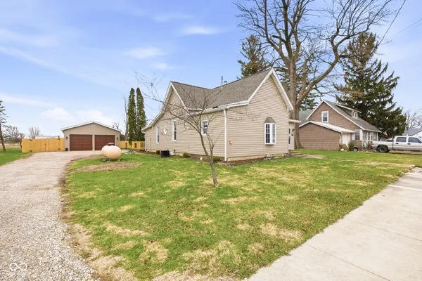 $284,900 | 105 East Adams Street, Kirklin, IN 46050