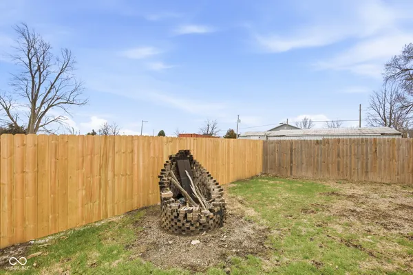 $284,900 | 105 East Adams Street, Kirklin, IN 46050