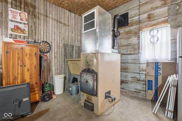 $284,900 | 105 East Adams Street, Kirklin, IN 46050