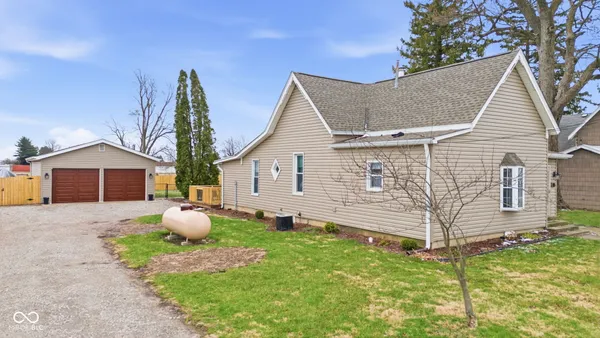 $284,900 | 105 East Adams Street, Kirklin, IN 46050