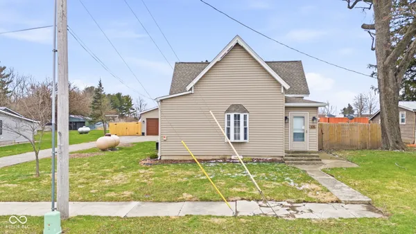 $284,900 | 105 East Adams Street, Kirklin, IN 46050