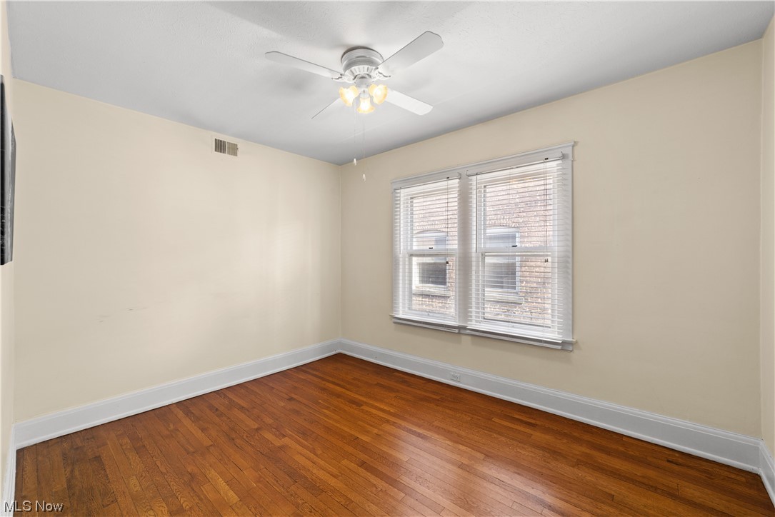 2707 Lancashire Road, Unit 15 Cleveland, OH 44106 - Photo 29 of 33