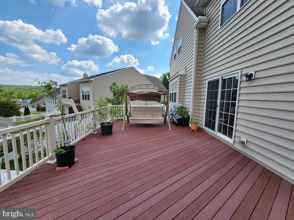 415 Welsh Hill Road Newark, DE 19702 - Photo 20 of 24 Deck