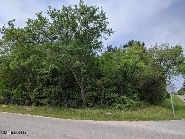$7,500 | 0 Chapman & Garden Road, Bay St. Louis, MS 39520