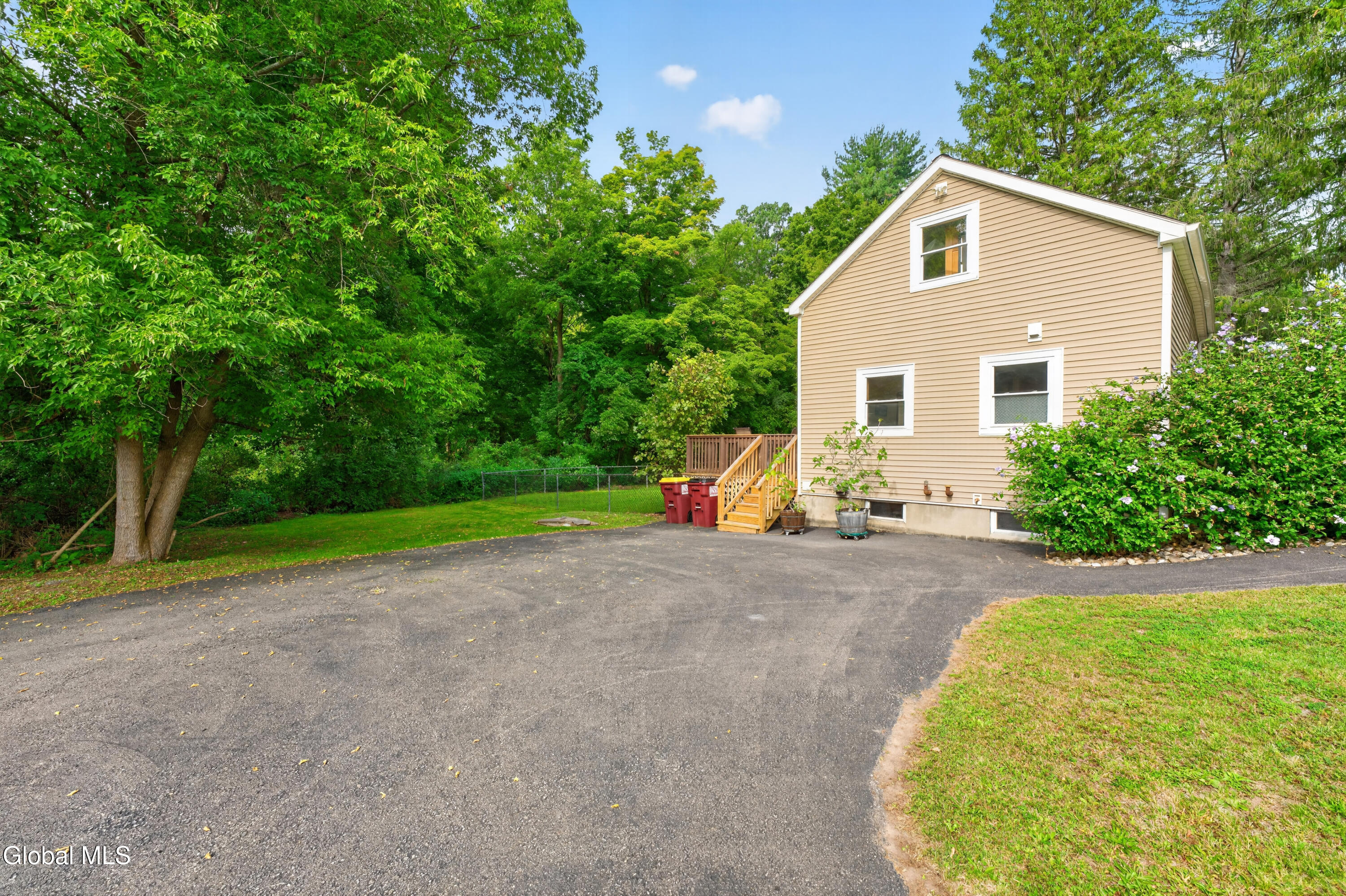600 Riverview Road Rexford, NY 12148 - Photo 37 of 43 Yard 9