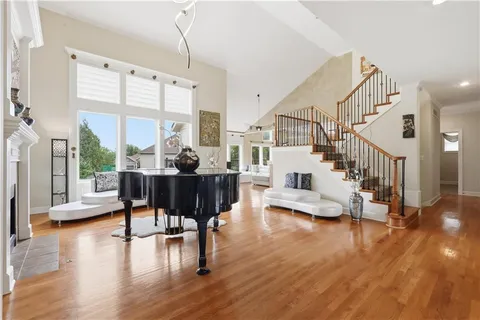 $795,000 | 15505 Canterbury Street, Overland Park, KS 66224