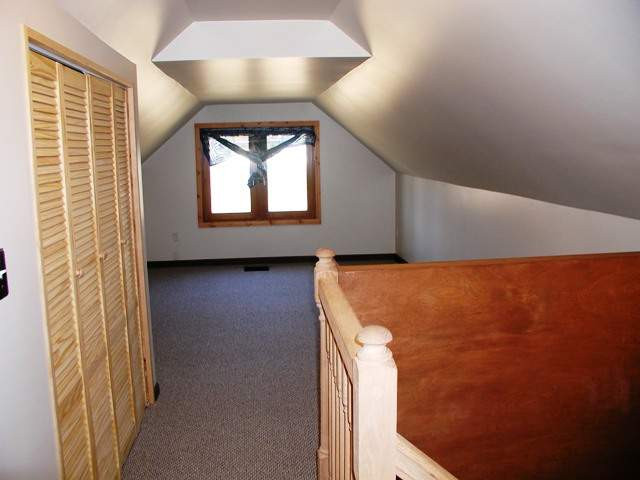 290 North Pole Road Melrose, NY 12121 - Photo 7 of 12 Photo 7