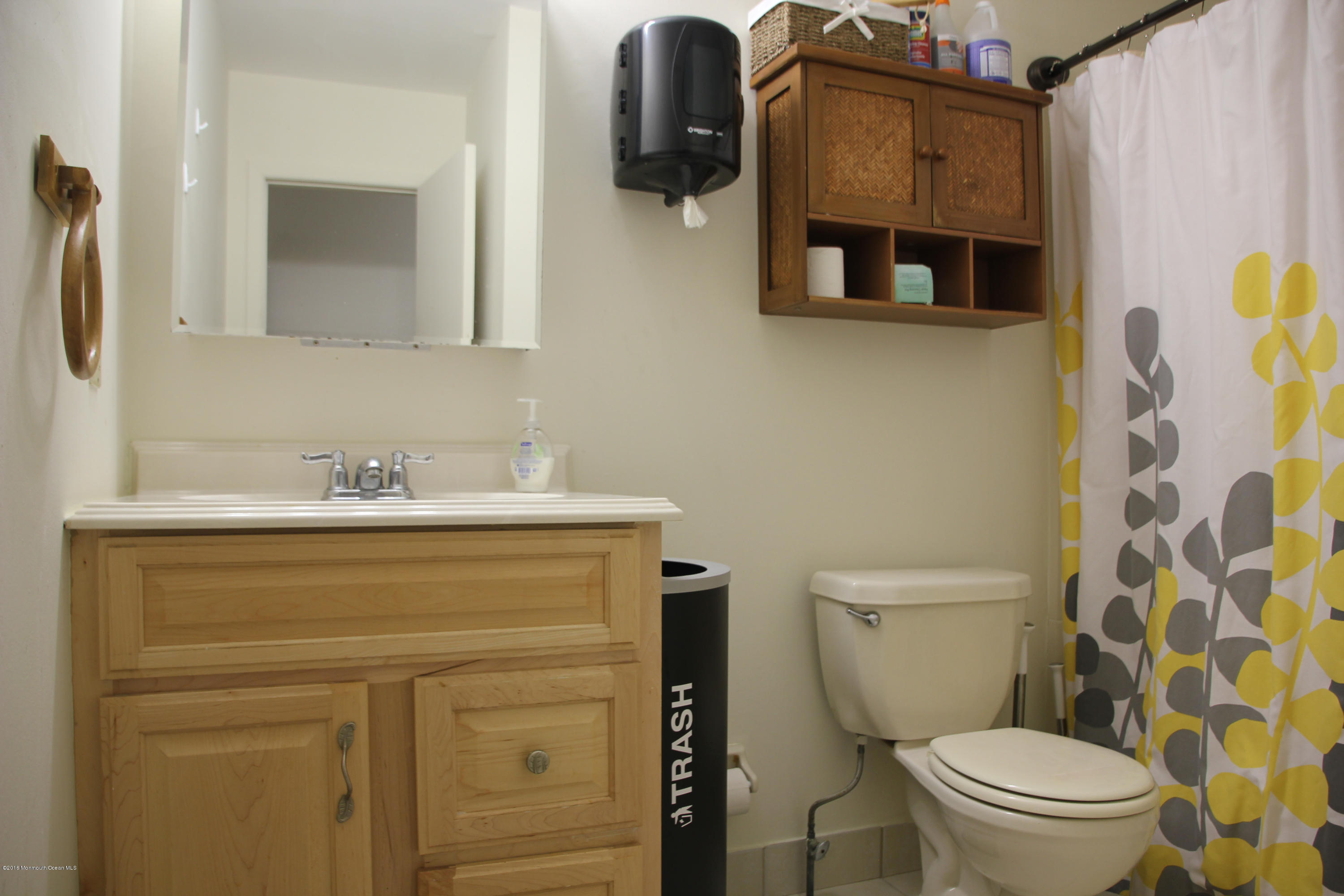65 County Road, Unit O100 Cliffwood, NJ 07721 - Photo 10 of 17 Bathroom