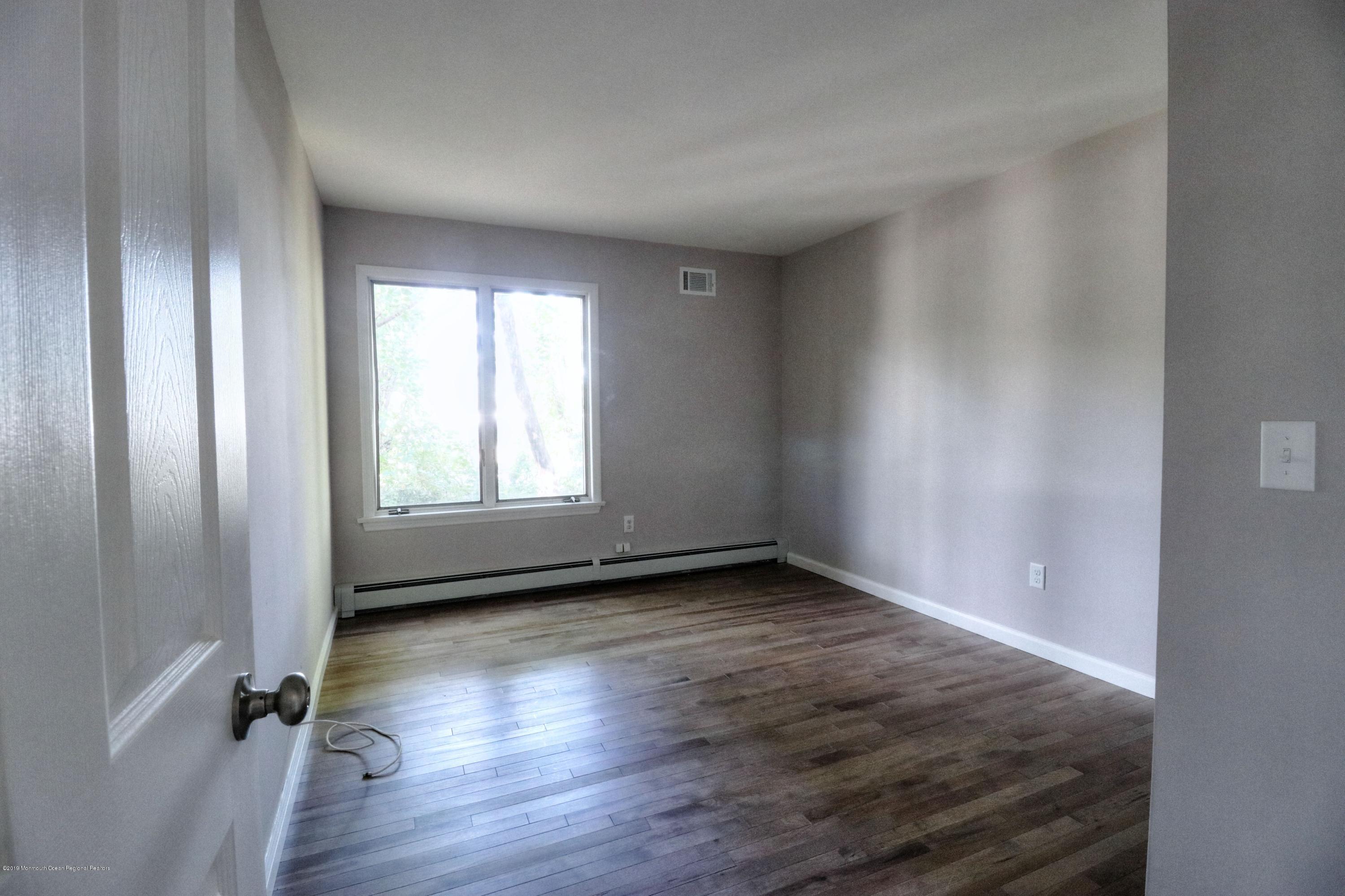 364 Middle Road Hazlet, NJ 07730 - Photo 25 of 31 bedroom2