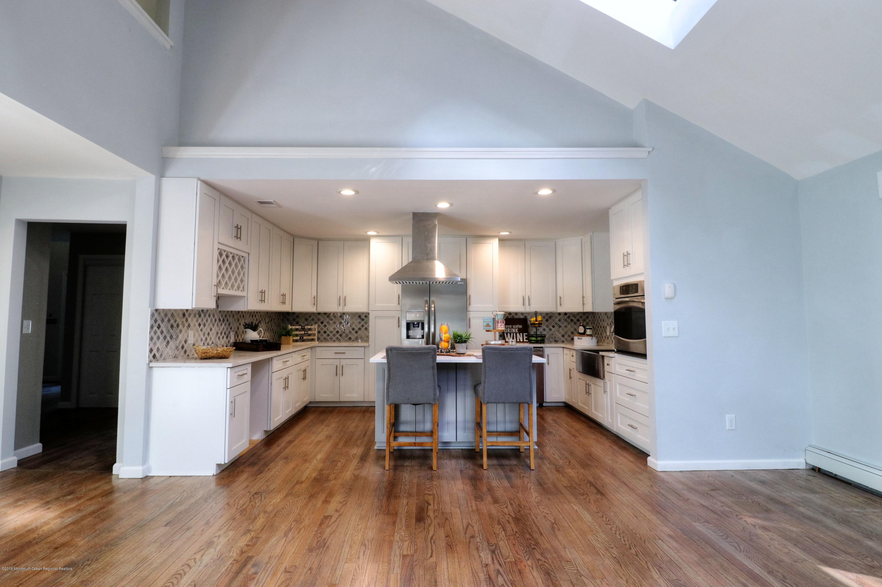 364 Middle Road Hazlet, NJ 07730 - Photo 8 of 31 openlayout