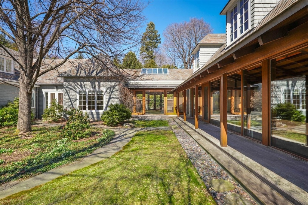 106 Fernwood Road Brookline, MA 02467 - Photo 23 of 39 Gallery Image 23
