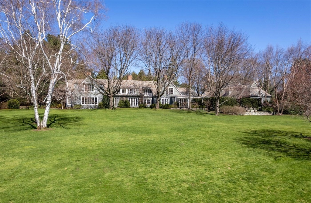106 Fernwood Road Brookline, MA 02467 - Photo 8 of 39 Gallery Image 8