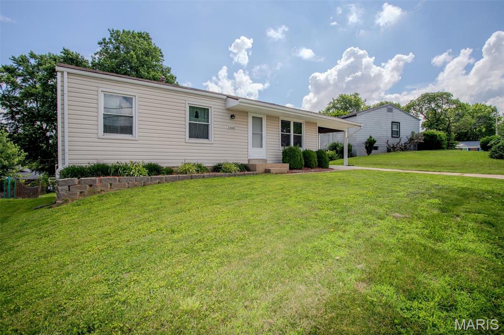 12605 Missouri Bottom Road Hazelwood, MO 63042 - Photo 2 of 19