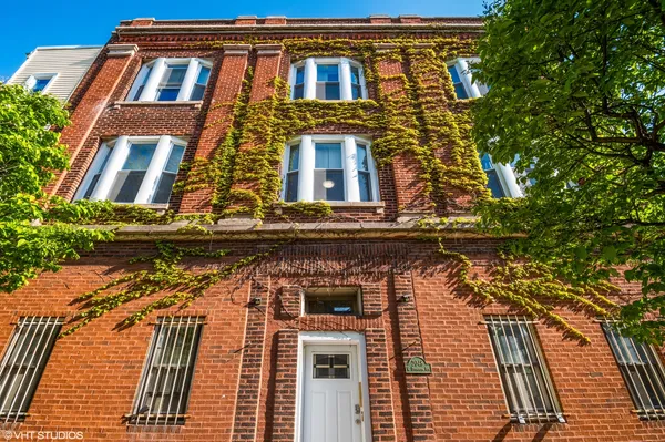 $3,000 | 2048 West Evergreen Avenue, Unit 1, Chicago, IL 60622