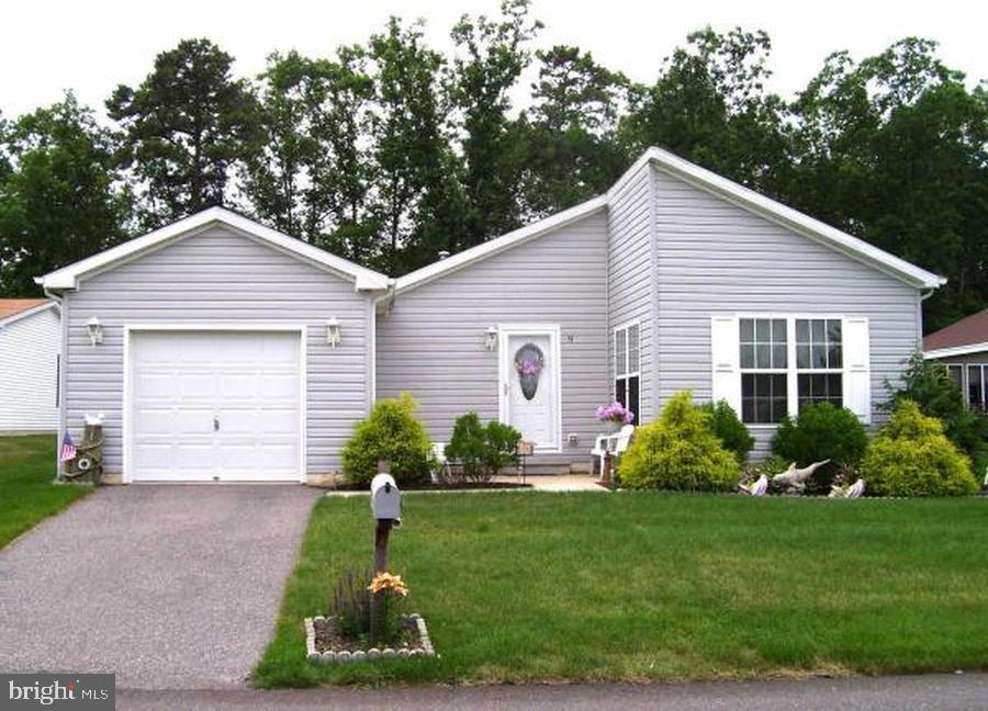 51 Oak Ridge Lane Manahawkin, NJ 08050 - Photo 1 of 23 Gallery Image 1