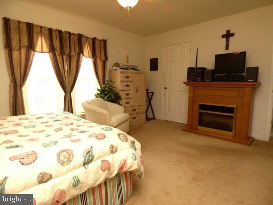 51 Oak Ridge Lane Manahawkin, NJ 08050 - Photo 16 of 23 Gallery Image 16