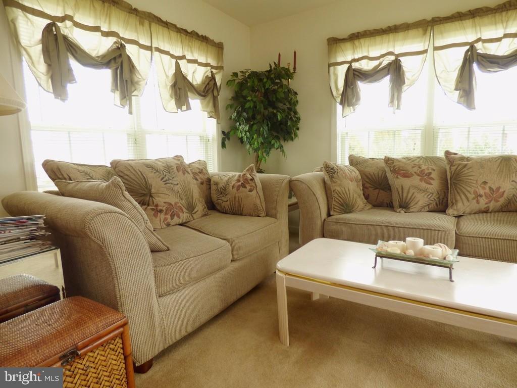 51 Oak Ridge Lane Manahawkin, NJ 08050 - Photo 8 of 23 Gallery Image 8