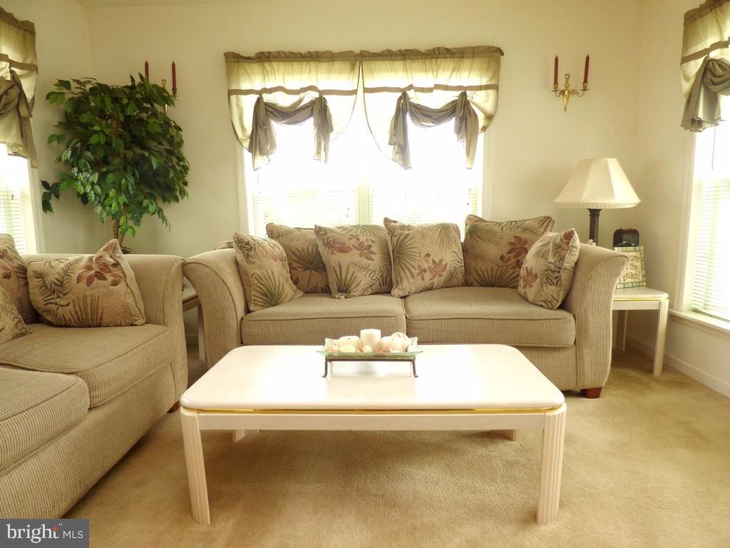 51 Oak Ridge Lane Manahawkin, NJ 08050 - Photo 10 of 23 Gallery Image 10