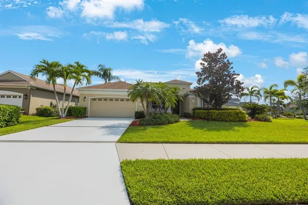 $698,500 | 7615 Charleston Street, Bradenton, FL 34201