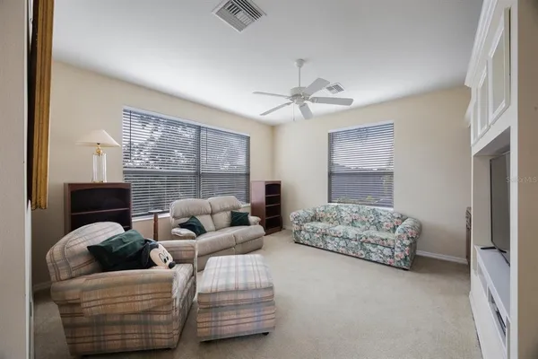 $698,500 | 7615 Charleston Street, Bradenton, FL 34201