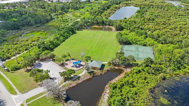 $749,500 | 7615 Charleston Street, Bradenton, FL 34201