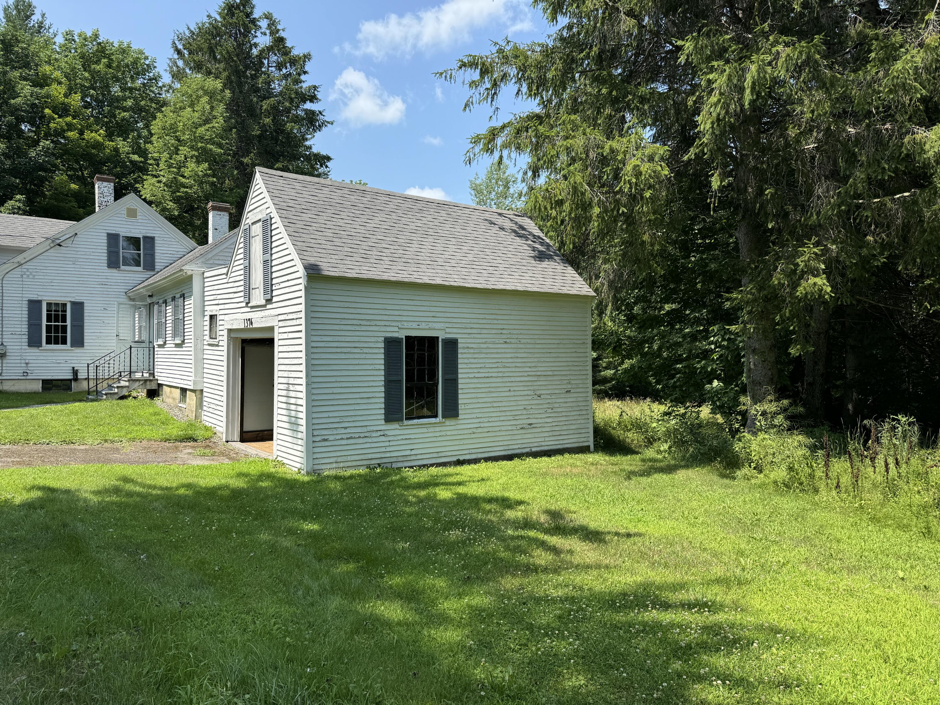 1374 River Road Bucksport, ME 04416 - Photo 3 of 44 IMG_3165
