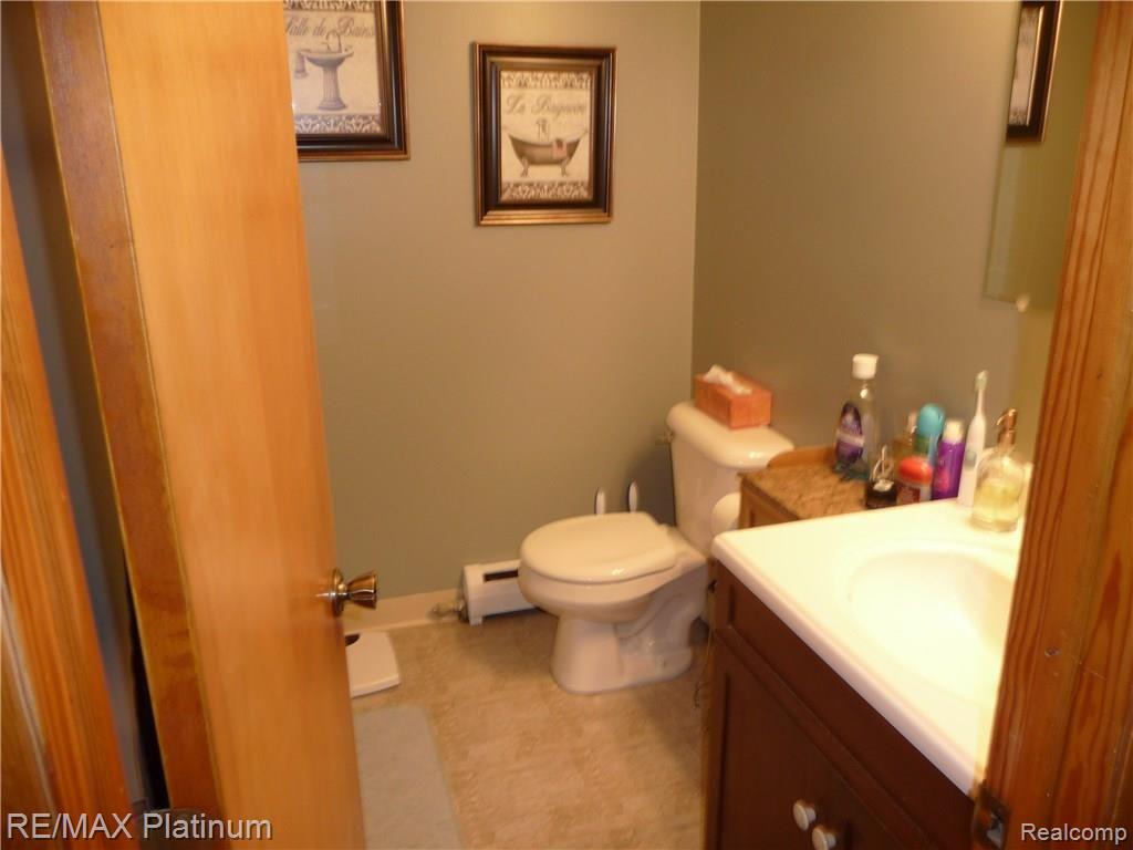 6288 Textile Road Ypsilanti, MI 48197 - Photo 12 of 16