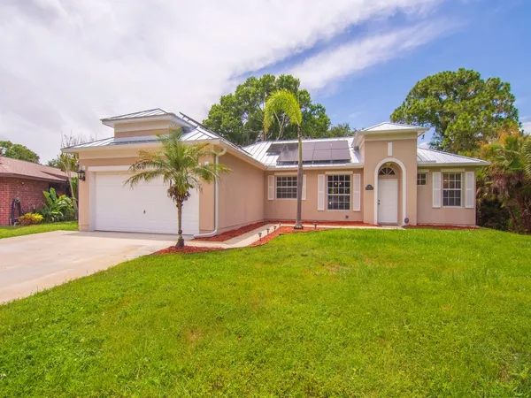 $379,900 | 846 Wentworth Street, Sebastian, FL 32958