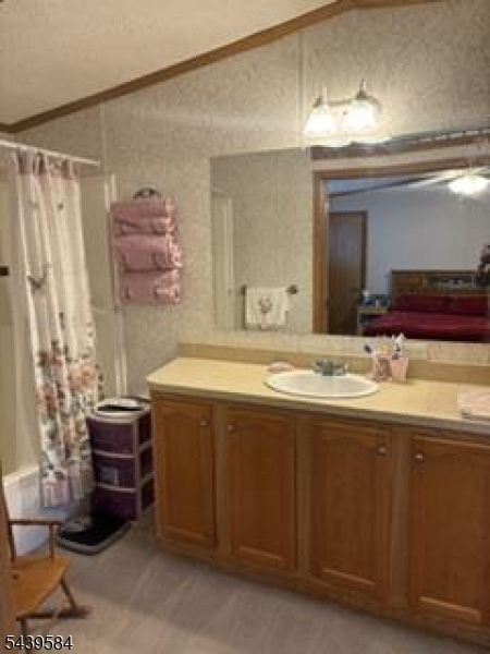 65 Locust Grove Hazlet, NJ 07730 - Photo 12 of 21