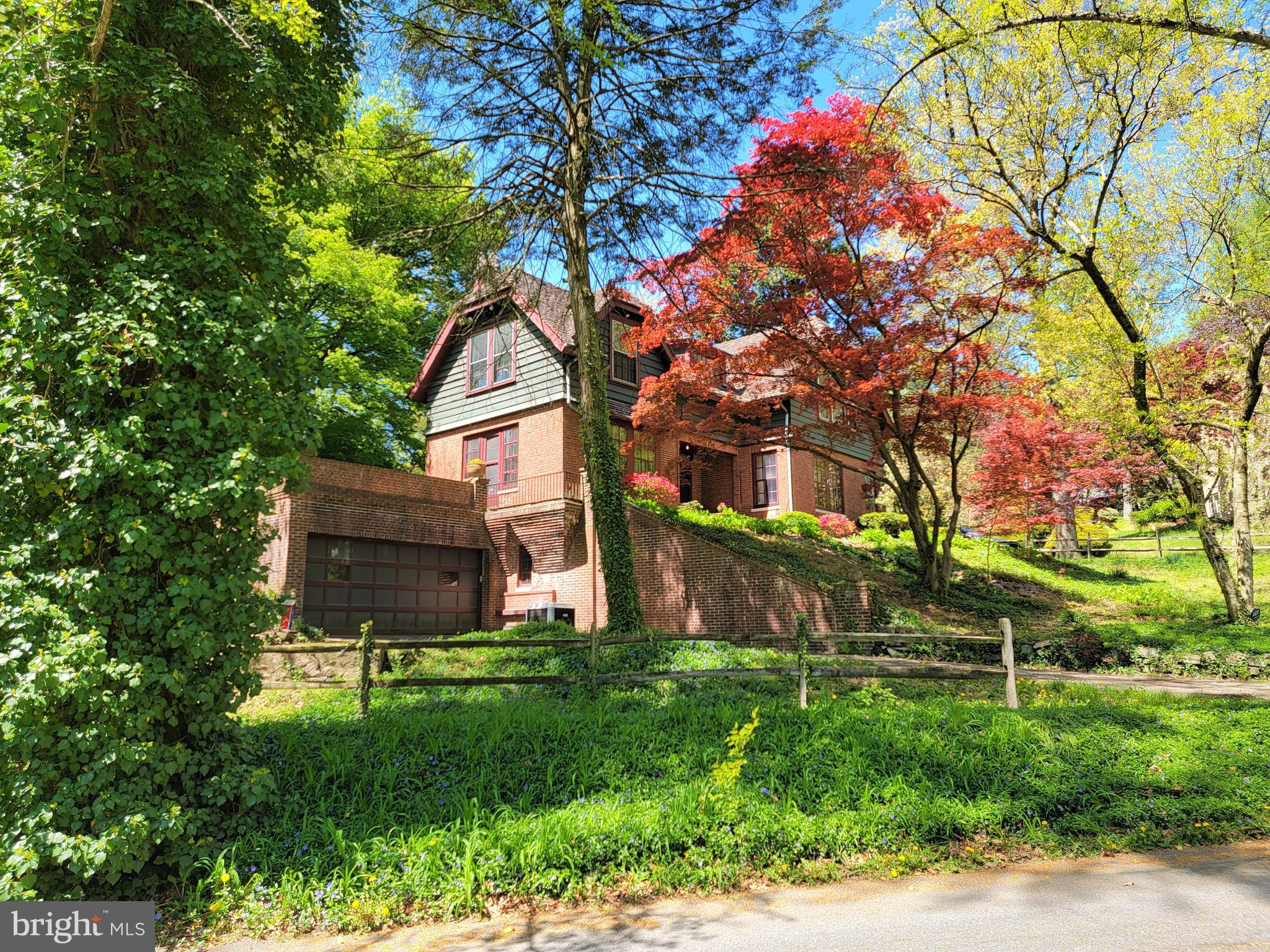 212 Vineyard Road Harrisburg, PA 17104 - Photo 1 of 51 Gallery Image 1