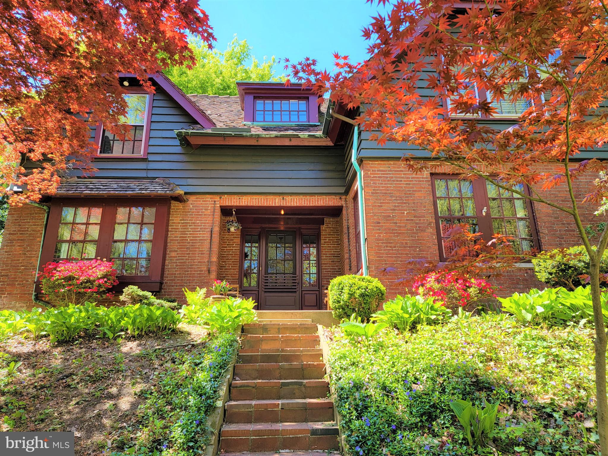 212 Vineyard Road Harrisburg, PA 17104 - Photo 5 of 51 Gallery Image 5