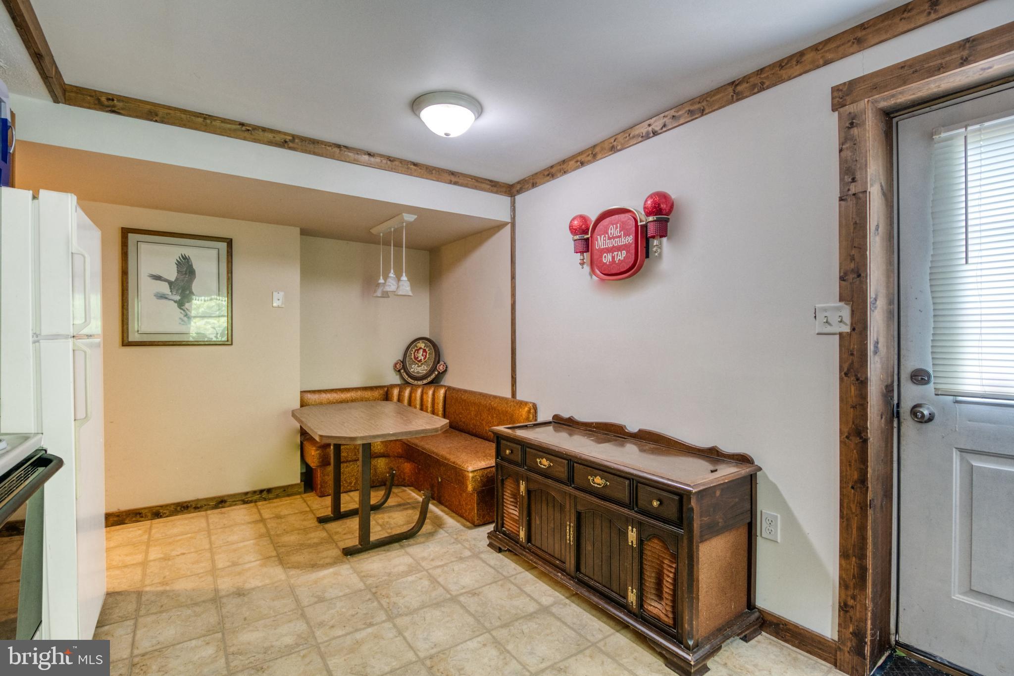 115 Old Furnace Road Harpers Ferry, WV 25425 - Photo 34 of 41 Diner Area in lower level kitchen w/electric stove
