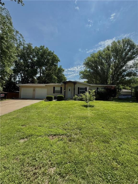 193 Southeast 51 Road Warrensburg, MO 64093 - Photo 5 of 27