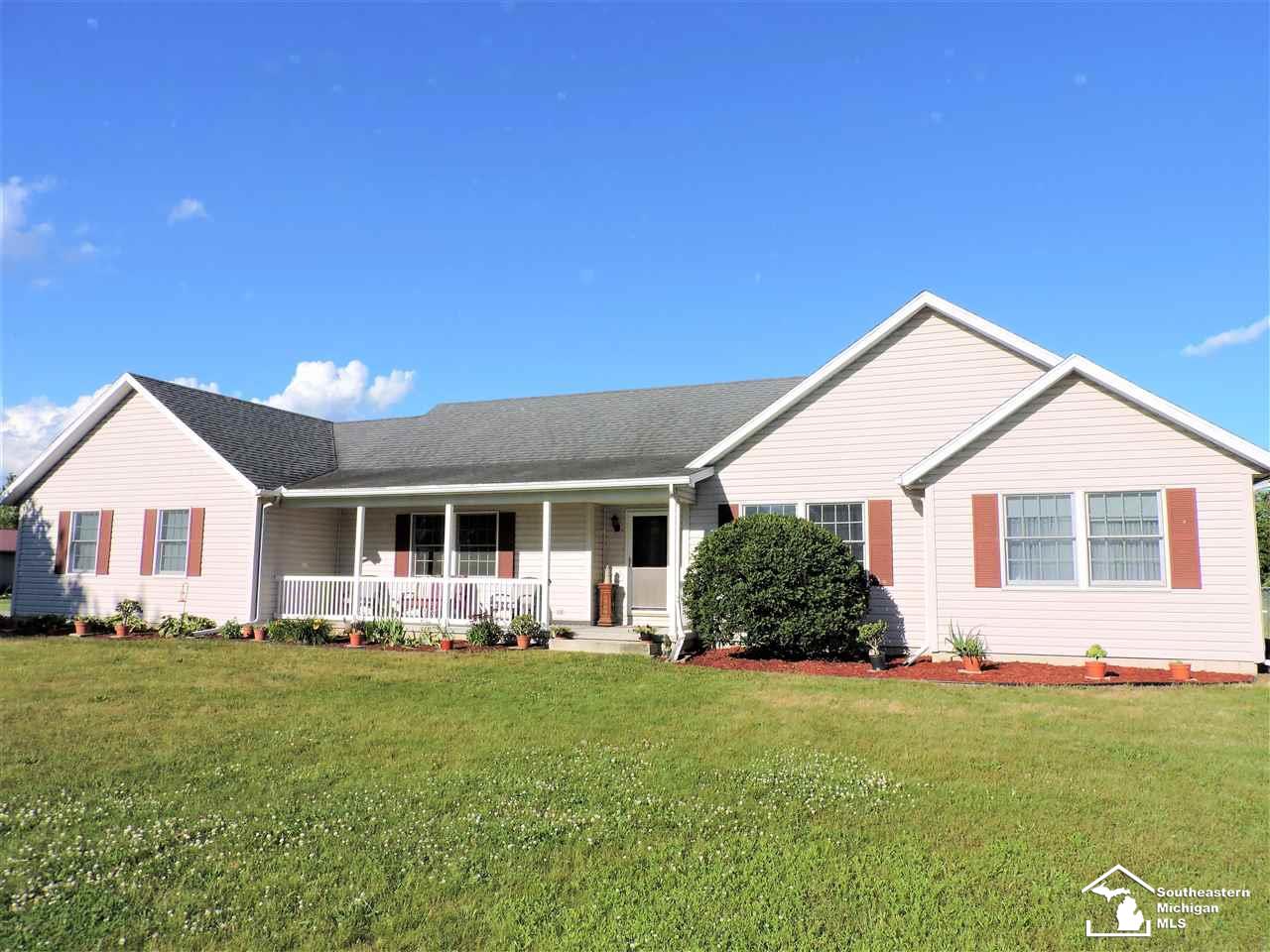 8399 Covert Road Petersburg, MI 49270 - Photo 2 of 24