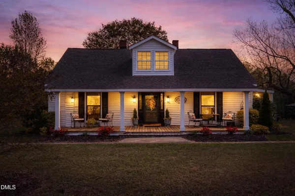 $465,000 | 2733 Johnny Baker Road, Willow Spring, NC 27592