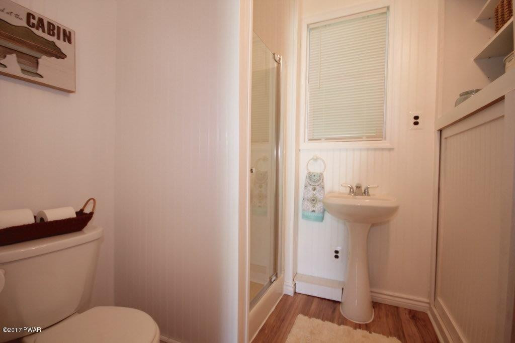 4 Swamp Road Pleasant Mount, PA 18453 - Photo 13 of 35 BATHROOM