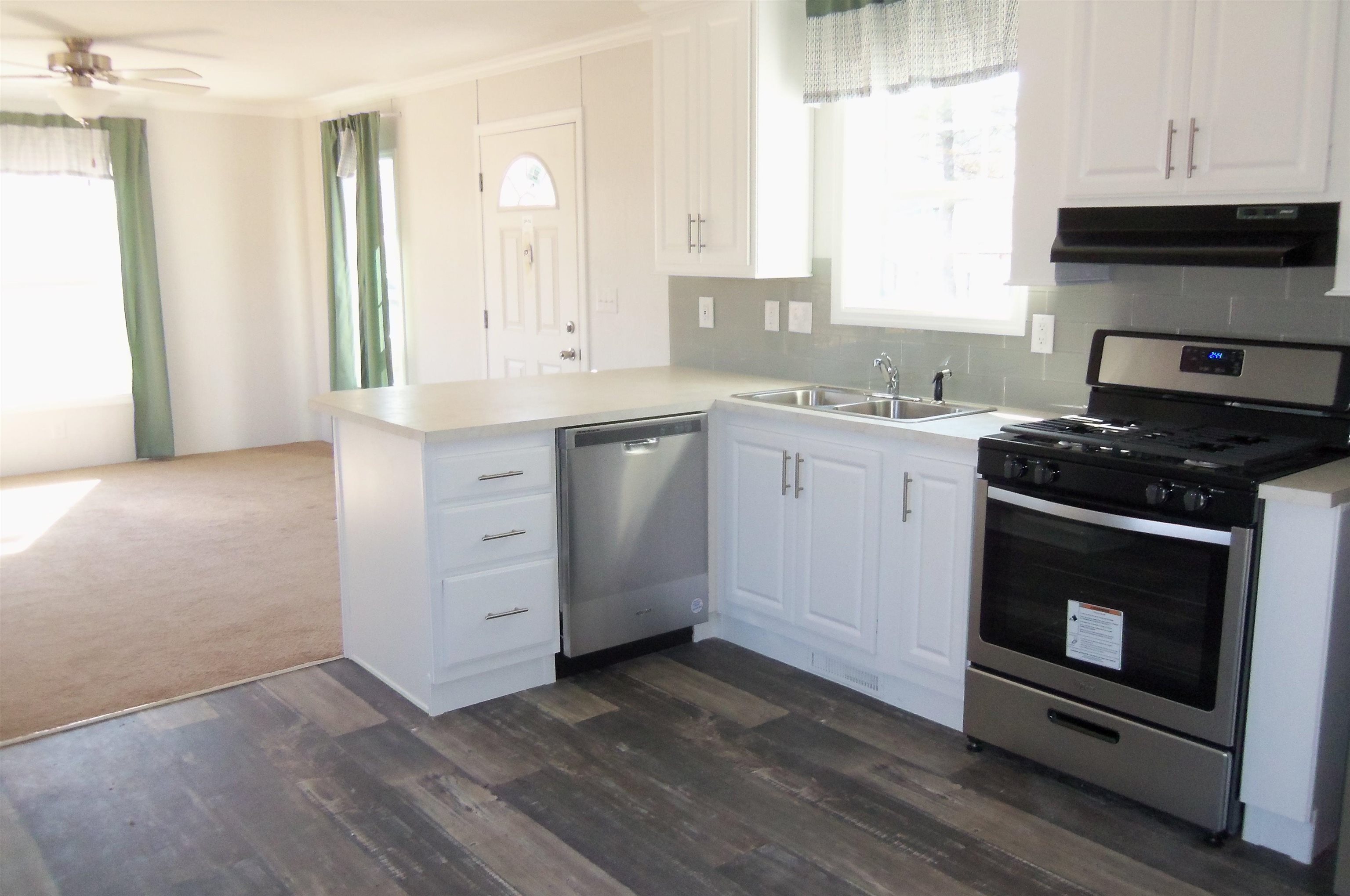 7 Melrose Drive Rochester, NH 03868 - Photo 2 of 13