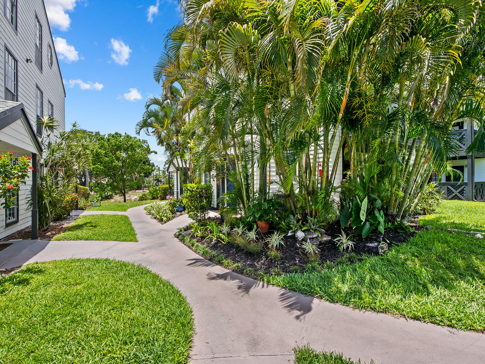 5095 Heatherhill Lane, Unit 8 Boca Raton, FL 33486 - Photo 31 of 32 DSC_9068